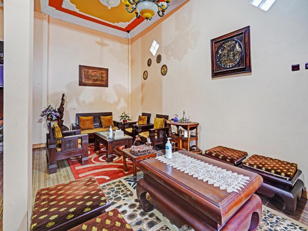 Oyo 90139 Arival Syariah Hotel Kediri (East Java)