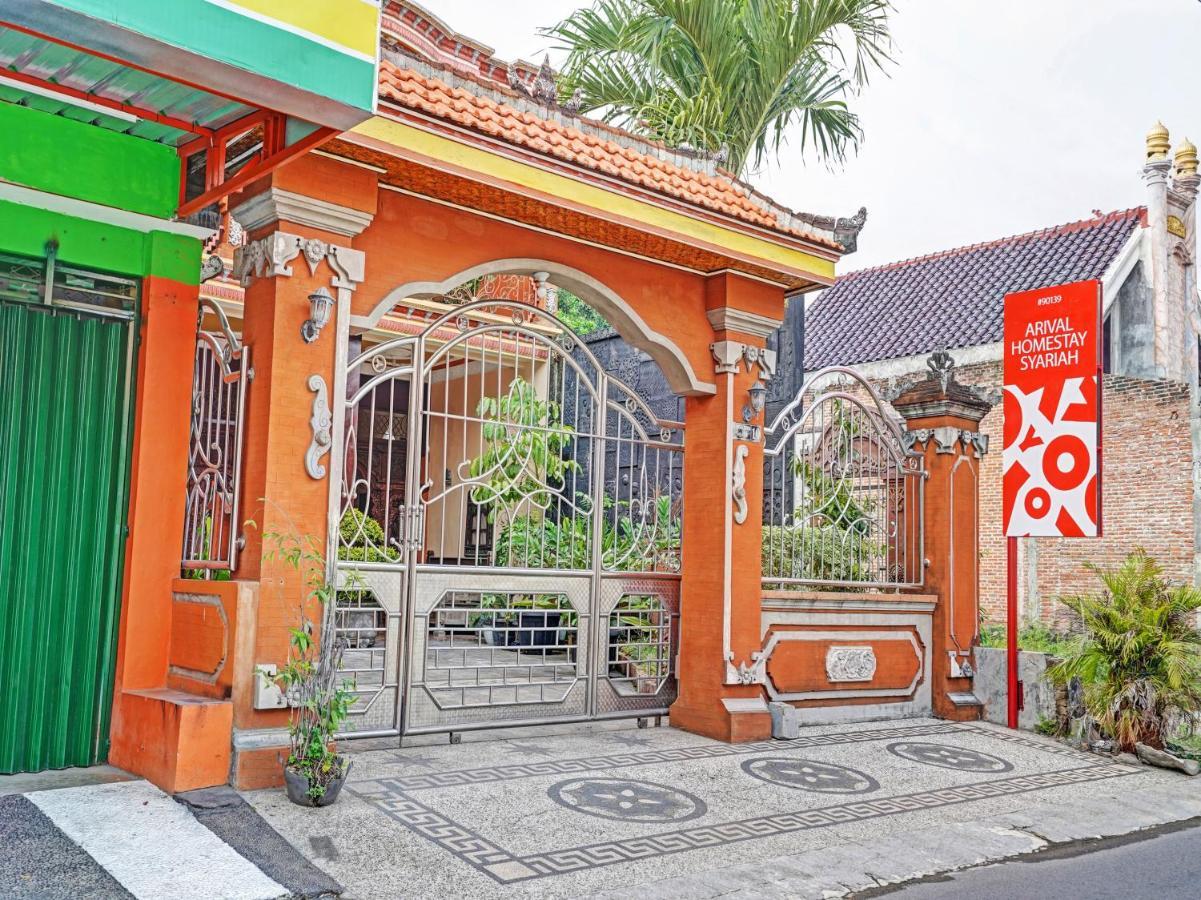 Oyo 90139 Arival Syariah Hotel